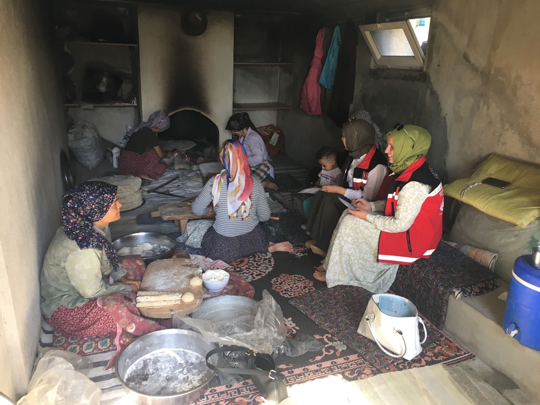 Vatandaş odaklı sosyal hizmet modellerimizle saha çalışmalarımızı sürdürüyoruz. 