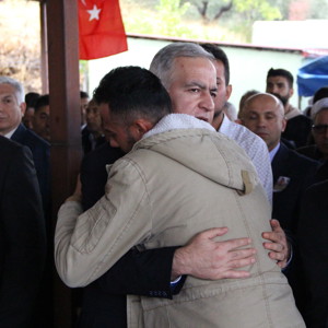 Şehidimiz Piyade Sözleşmeli Er İsmail Esmer Son Yolculuğuna Uğurlandı. - fotoğraf 3