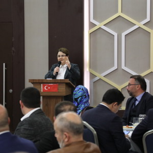Bakanımız Derya Yanık Yalova’da 2023’e Doğru Şehir Buluşmaları Toplantısına Katıldı - fotoğraf 17