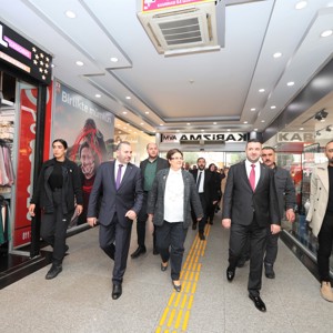 Bakanımız Derya Yanık Yalova’da 2023’e Doğru Şehir Buluşmaları Toplantısına Katıldı - fotoğraf 9