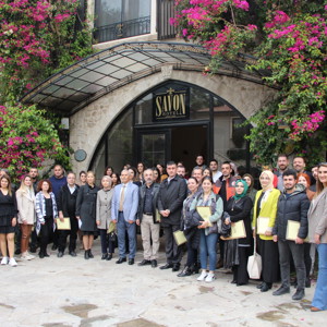 Aile Eğitim Programı (AEP) Eğiticilerine “Etkili Sunum Teknikleri” konulu seminer verildi. - fotoğraf 24