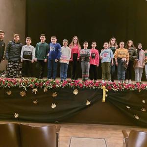 Antakya Sosyal Hizmet Merkezi Müdürlüğü tarafından Okul Destek Projesi kapsamında ortaokul öğrencilerine “Meclis Vali Rahmi Doğan Kütüphanesi, Meclis Kültür Sanat Merkezi ve Hatay Arkeoloji Müzesi’ne” gezisi düzenlendi. - fotoğraf 2