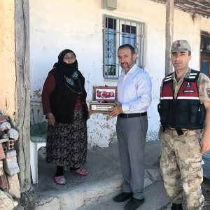 Kurban Bayramında 200 Şehit Ailesi Ziyaret Edildi - fotoğraf 9