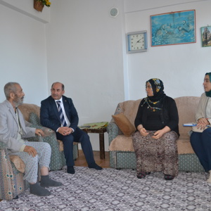 ŞEHİT AİLELERİ VE GAZİ ZİYARETLERİ SÜRÜYOR - fotoğraf 2