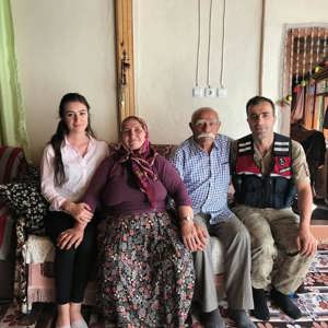 Kurban Bayramında 200 Şehit Ailesi Ziyaret Edildi - fotoğraf 13