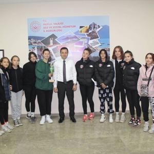 Muğla'nın Şampiyonlarından İl Müdürlüğümüze Ziyaret  - fotoğraf 1