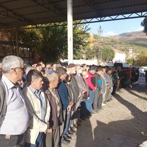 Er. Çağlar Akay Son Yolculuğuna Uğurlandı - fotoğraf 3