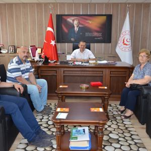 Kıbrıs Gazimiz Emrullah ÇAM'ın Madalyası Ailesine Takdim Edildi - fotoğraf 2
