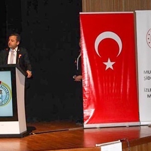 MOR CEPKEN ORATORYOSU SAHNELENDİ - fotoğraf 5
