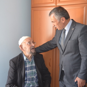 İlimiz Protokolü Kurban Bayramında Huzurevi Sakinlerini Yalnız Bırakmadı - fotoğraf 13