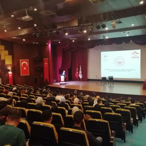 Mustafa Kemal Üniversitesi koordinatörlüğünde, Hatay Barosu ve İl Müdürlüğümüz işbirliğinde, “25 Kasım Kadına Yönelik Şiddete Karşı Uluslararası Mücadele Günü” etkinliği düzenlenmiştir.  - fotoğraf 5