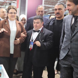 Bakanımız Derya Yanık "12. Engelsiz Yaşam Fuarı ve Farkındalık Zirvesi"nin Açılışını Gerçekleştirdi - fotoğraf 6