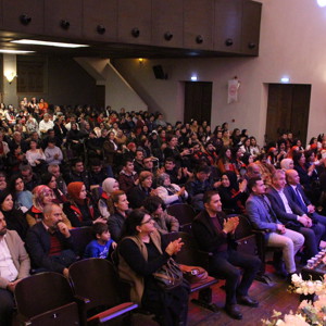 Hatay Engelsiz Yaşam Bakım Rehabilitasyon ve Aile Danışma Merkezi Kurum Bakımında Bulunan Engelli Bireylerimiz Tarafından Gösteri Düzenlendi. - fotoğraf 4