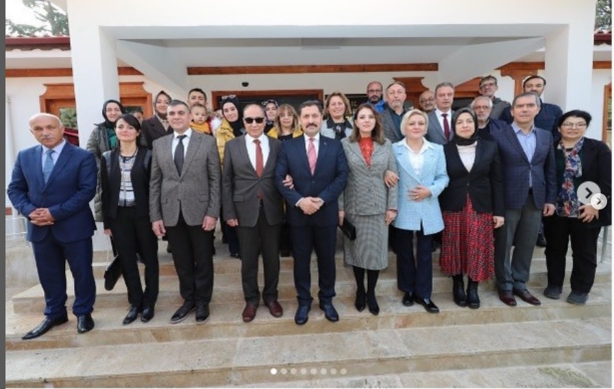 Engelsiz Yaşam Merkezinde faaliyetleri sürdüren Engelli Derneklerine ziyaret