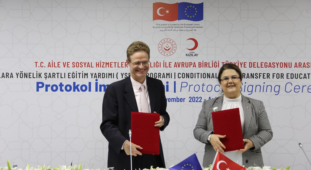 Bakanımız Derya Yanık Yabancılara Yönelik Şartlı Eğitim Yardım Programı Protokolü İmza Töreni'ne Katıldı