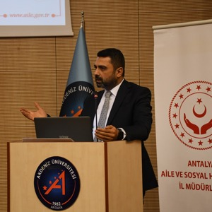 Uygulamada ve Teoride Kadına Karşı Şiddet Paneli - fotoğraf 2