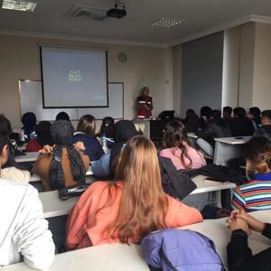 Mustafa Kemal Üniversitesinde öğrenim gören öğrencilere  “Evlilik Öncesi Eğitim” konulu seminer verildi. - fotoğraf 5