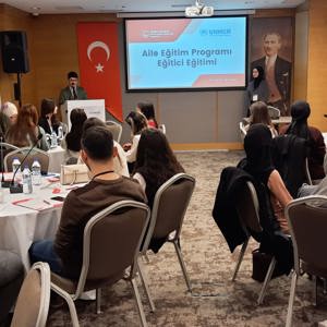 Aile Eğitim Programı Eğitici Eğitimi Başladı - fotoğraf 2