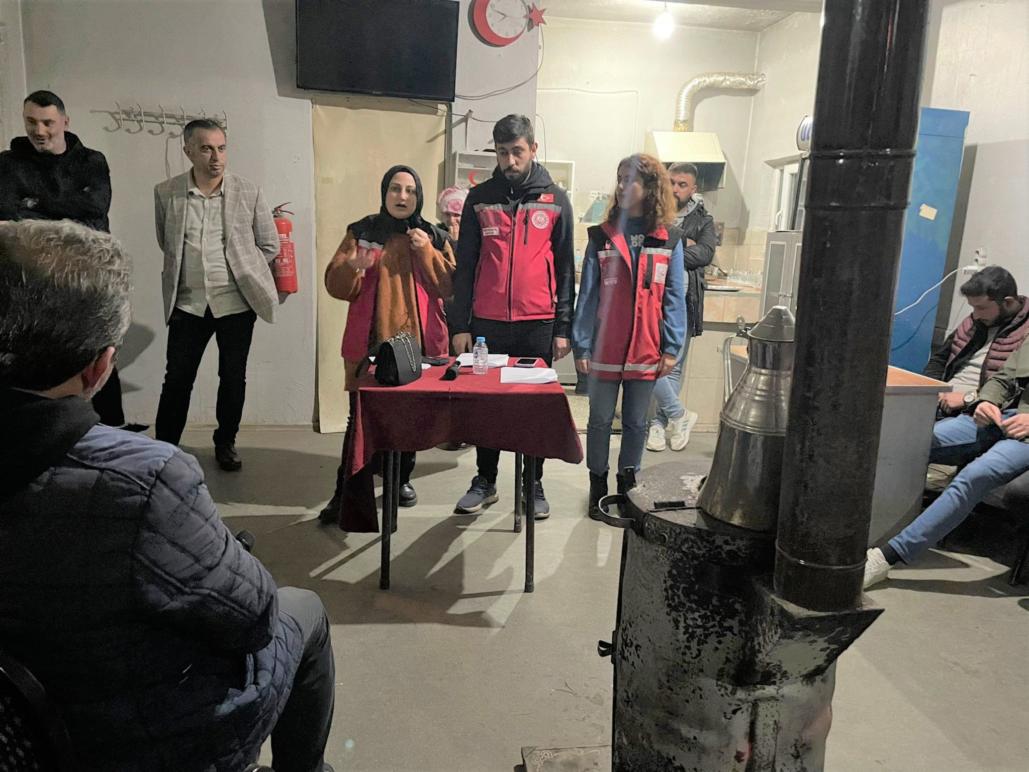 Bakanımız Derya Yanık: “Düzce’deki deprem sonrasında zarar gören vatandaşlarımıza maddi-manevi desteğimizi ilk andan itibaren sunduk”