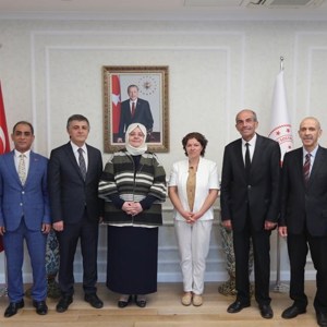 Bakan Selçuk, Bakanlık Personeliyle Bayramlaştı - fotoğraf 13