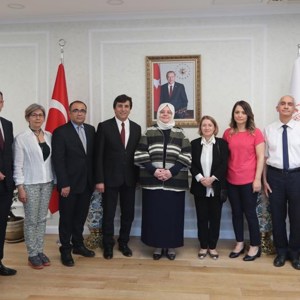 Bakan Selçuk, Bakanlık Personeliyle Bayramlaştı - fotoğraf 12