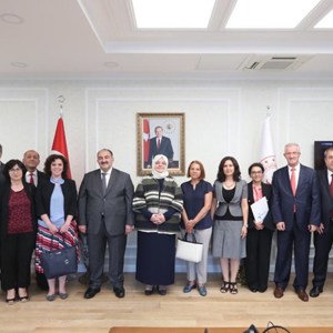 Bakan Selçuk, Bakanlık Personeliyle Bayramlaştı - fotoğraf 2