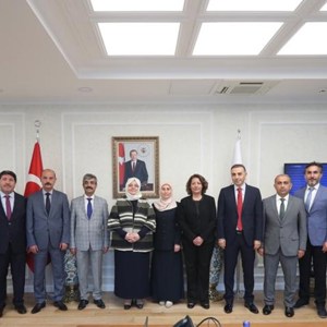 Bakan Selçuk, Bakanlık Personeliyle Bayramlaştı - fotoğraf 3