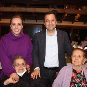 İL MÜDÜRÜMÜZ HUZUREVİ SAKİNLERİYLE YENİ YIL YEMEĞİNDE BİR ARAYA GELDİ - fotoğraf 6