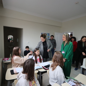 Ukraynalı Çocuklar Yeni Yılı Türkiye’deki Sıcak Yuvalarında Karşıladı - fotoğraf 7