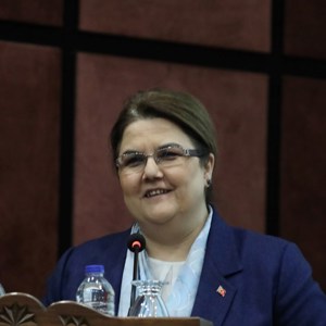 Aile ve Sosyal Hizmetler Bakanımız Derya Yanık Kastamonu’da “Geçmişten Günümüze Türk Kadını" Resim Sergisi ve Panelinin Açılışını Gerçekleştirdi - fotoğraf 3