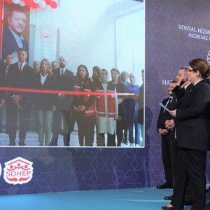 Bakanımız Derya Yanık Adana'da 4 Yeni Sosyal Hizmet Merkezinin Açılışını Gerçekleştirdi - fotoğraf 7