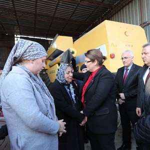 Bakanımız Derya Yanık AK Parti Adana İl Danışma Meclisi Toplantısı'na Katıldı - fotoğraf 12