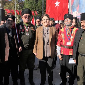 Bakanımız Derya Yanık Osmaniye'nin Kurtuluş Yıl Dönümünü Kutlama Töreni'ne Katıldı - fotoğraf 6