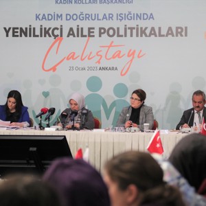 Bakanımız Derya Yanık Kadim Doğrular Işığında Yenilikçi Aile Politikaları Çalıştayı'na Katıldı - fotoğraf 3