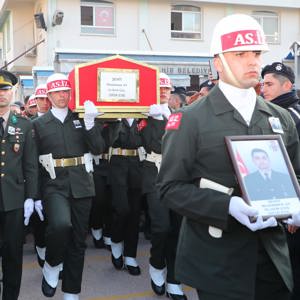 Hatay Şehidini, Dualar Eşliğinde Son Yolculuğuna Uğurladı - fotoğraf 1