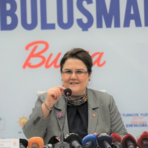 Bakanımız Derya Yanık Bursa’da 2023’e Doğru Şehir Buluşmaları Toplantısına Katıldı - fotoğraf 1