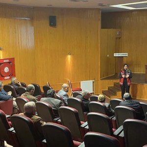 Dörtyol İlçesi Muhtarlarına “Kadına Yönelik Şiddetle Mücadele ile Erken Yaşta ve Zorla Evliliklerle Mücadele” konulu seminer verilmiştir. - fotoğraf 1
