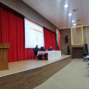 Altınözü Belediye Meclis Üyelerine yönelik ''Kadına Yönelik Şiddetle Mücadele ve Erken Yaşta Zorla Evliliklerle Mücadele'' konularında eğitim verildi. - fotoğraf 1