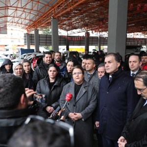 Bakanımız Derya Yanık Adana'da Kahramanmaraş Merkezli Depreme İlişkin Açıklama Yaptı - fotoğraf 1