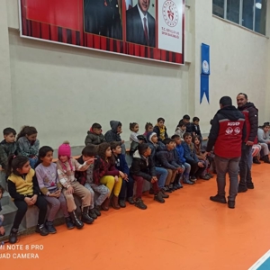 Psikososyal Destek Ekiplerimiz Depremden Etkilenen Vatandaşlarımızın Yanında - fotoğraf 5