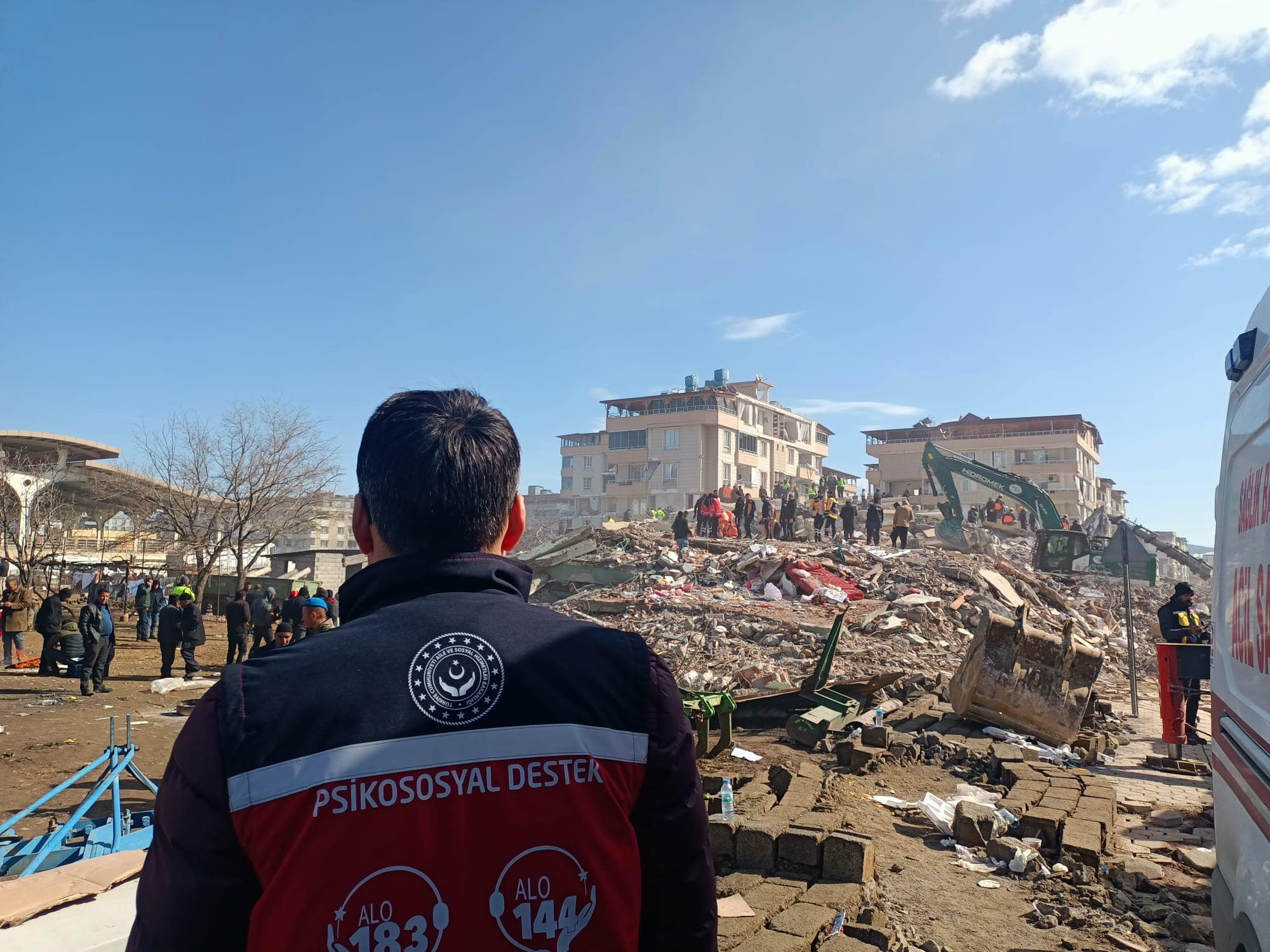İl Müdürümüz: “Çalışmalarımızı aralıksız gece gündüz demeden sürdürüyoruz.”