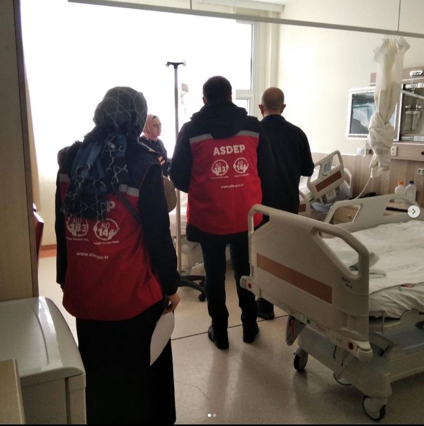 Deprem bölgesinden gelen depremzedelerimize ekiplerimizle psikososyal destek sağlıyoruz.