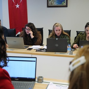 Refakatsiz Depremzede Çocuklar İçin Çağrı Merkezi Devrede - fotoğraf 2