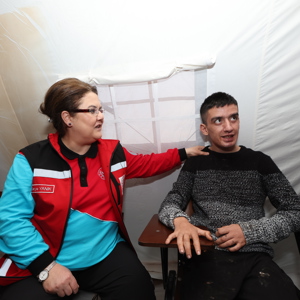 Aile ve Sosyal Hizmetler Bakanımız Derya Yanık Kahramanmaraş’ta Depremzedeleri Ziyaret Etti - fotoğraf 17