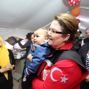 Aile ve Sosyal Hizmetler Bakanımız Derya Yanık Kahramanmaraş’ta Depremzedeleri Ziyaret Etti - fotoğraf 18