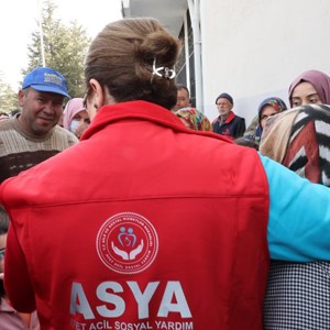 Aile ve Sosyal Hizmetler Bakanımız Derya Yanık Kahramanmaraş’ta Depremzedeleri Ziyaret Etti - fotoğraf 20