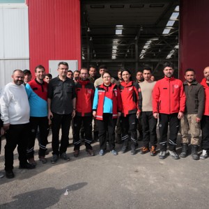 Aile ve Sosyal Hizmetler Bakanımız Derya Yanık Hatay'da Depremzedeleri Ziyaret Etti - fotoğraf 8