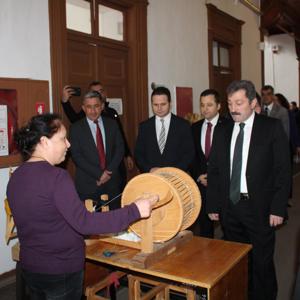 KADINLAR ÜRETİYOR MENTEŞE KAZANIYOR - fotoğraf 6