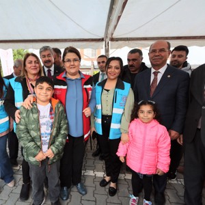 Aile ve Sosyal Hizmetler Bakanımız Derya Yanık Osmaniye'de Ziyaretlerde Bulundu - fotoğraf 18