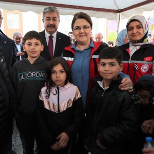 Aile ve Sosyal Hizmetler Bakanımız Derya Yanık Osmaniye'de Ziyaretlerde Bulundu - fotoğraf 15